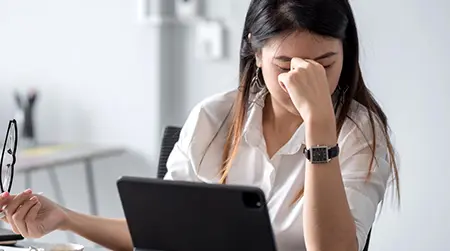 Stress Control:Practise yoga to reduce flare triggers.