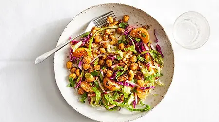 Light Meals: Take small meals to reduce gallbladder pressure.